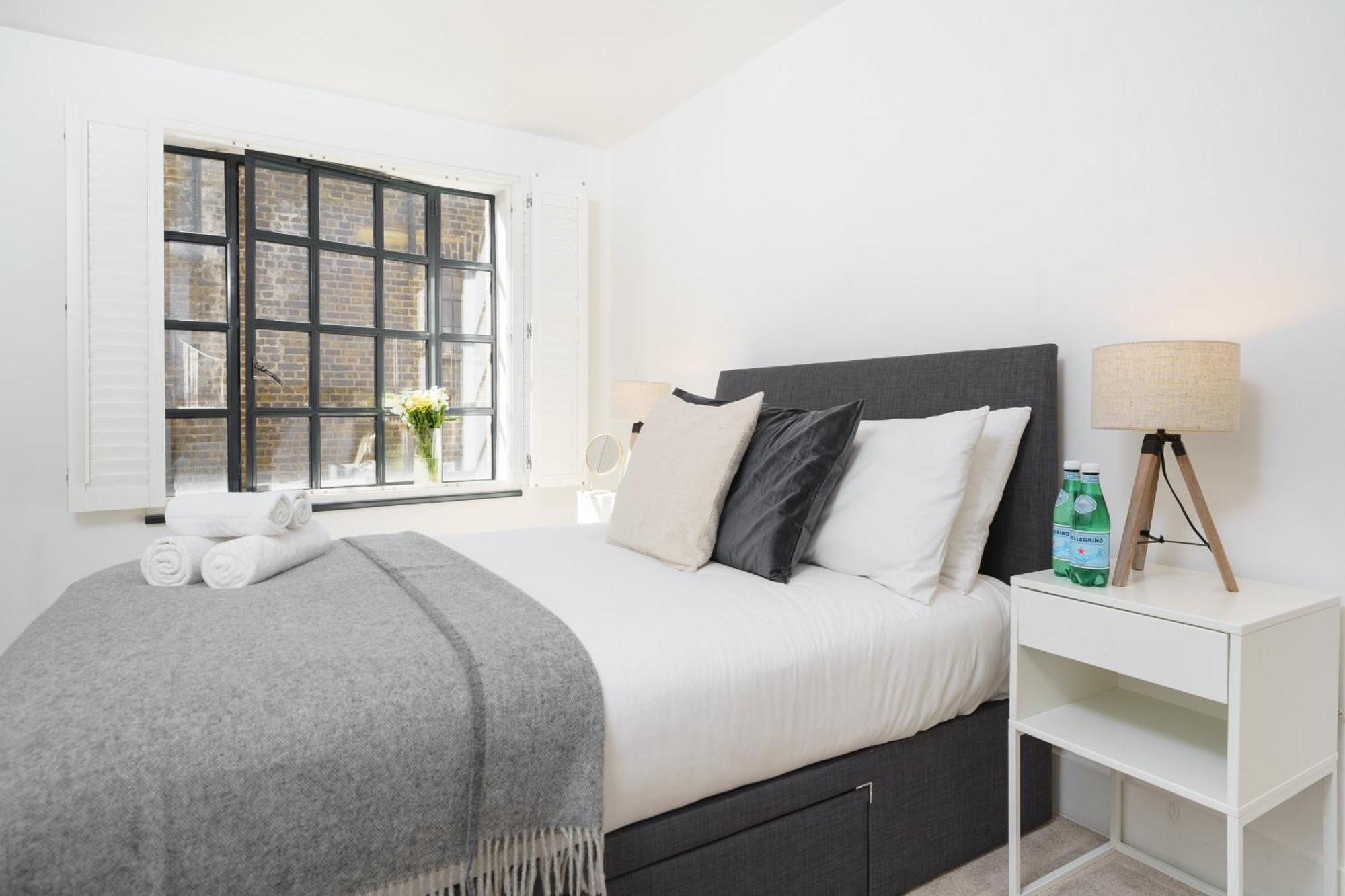 Trafalgar Sq 1 Bedr, 3 Beds Sleeps 6 Лондон Екстериор снимка