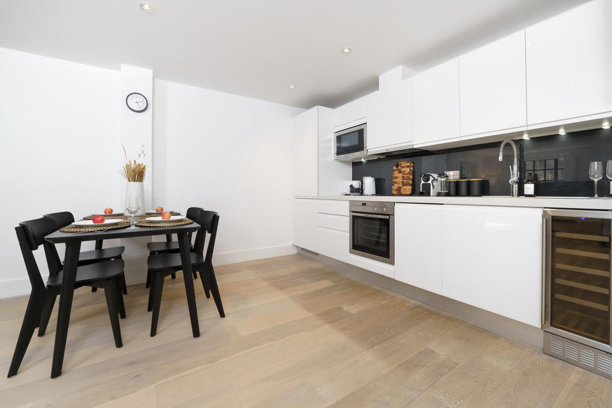 Trafalgar Sq 1 Bedr, 3 Beds Sleeps 6 Лондон Екстериор снимка